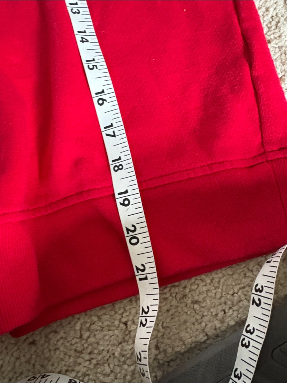 Tommy Hilfiger Red Crewneck Sweatshirt with Flag Logo - Picture 5 of 5